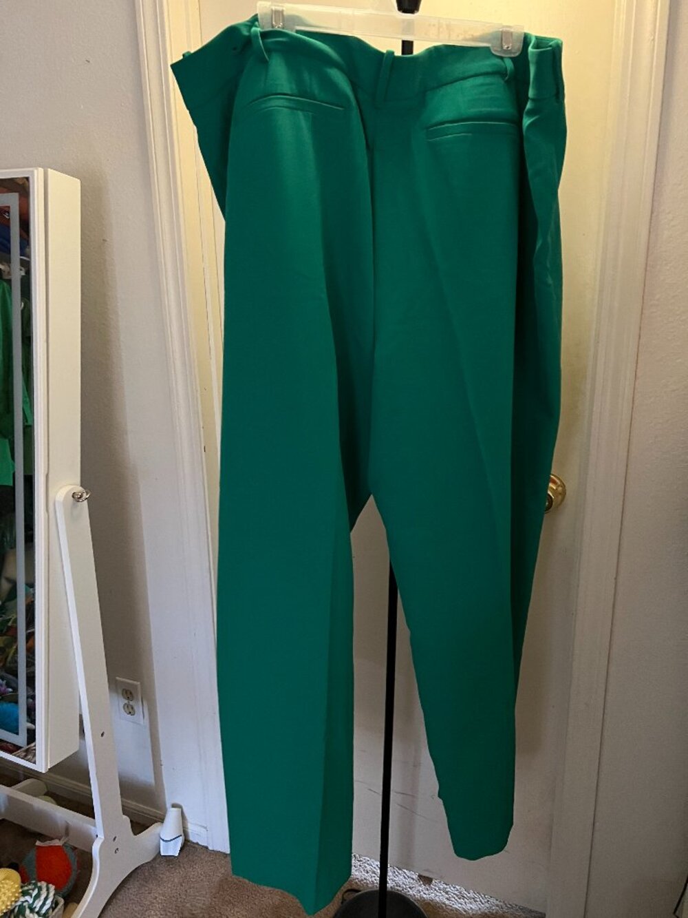 Lane Bryant Green Pant Suit.  Bundle Jacket W-28 -Slacks W26 - Picture 3 of 6